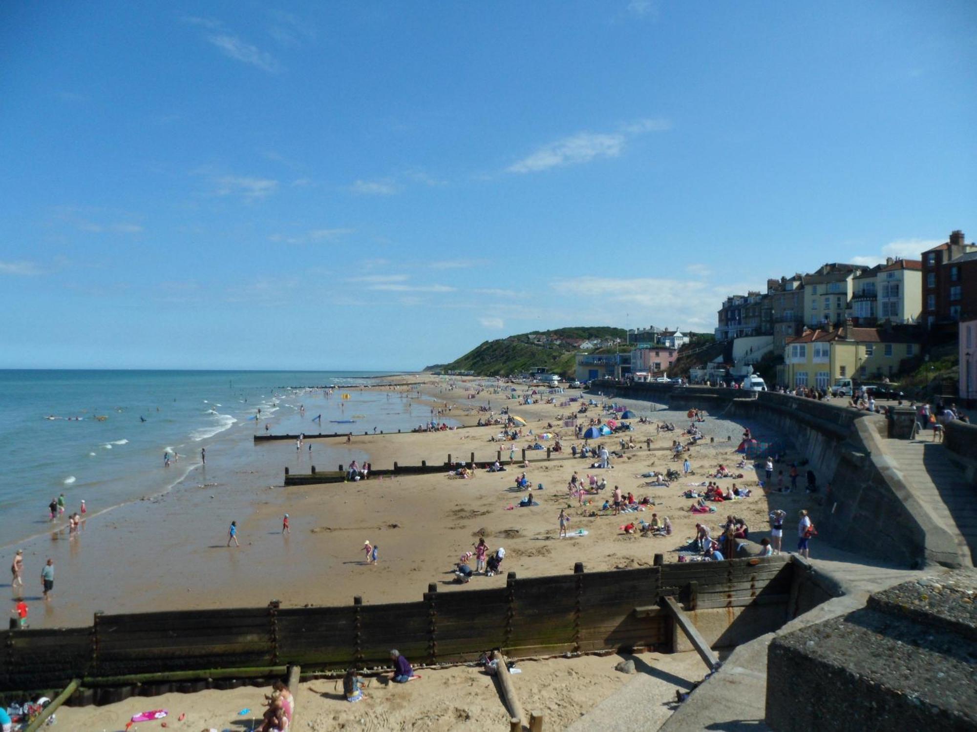 Virginia Court Hotel Cromer Exterior photo